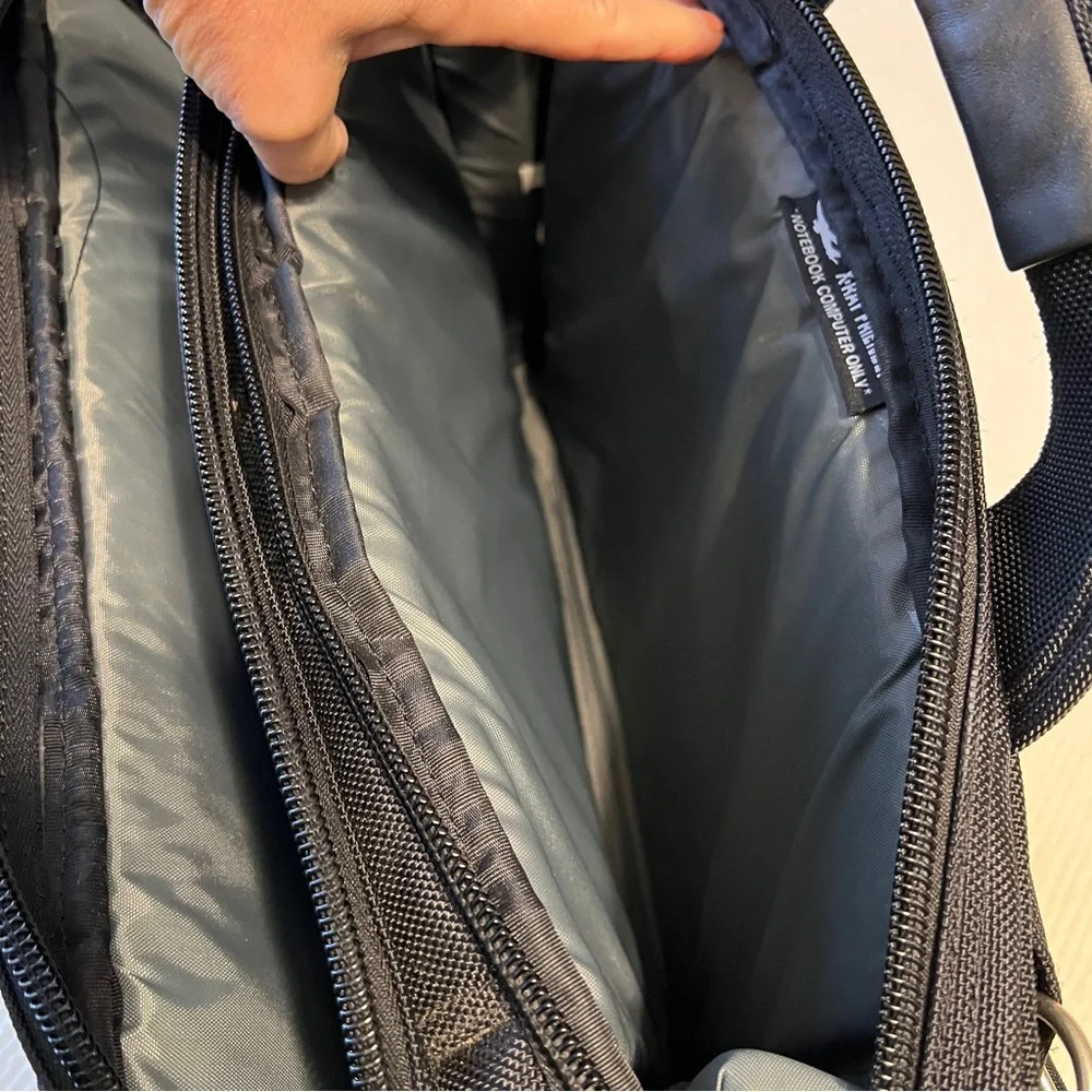 Brenthaven laptop computer bag black